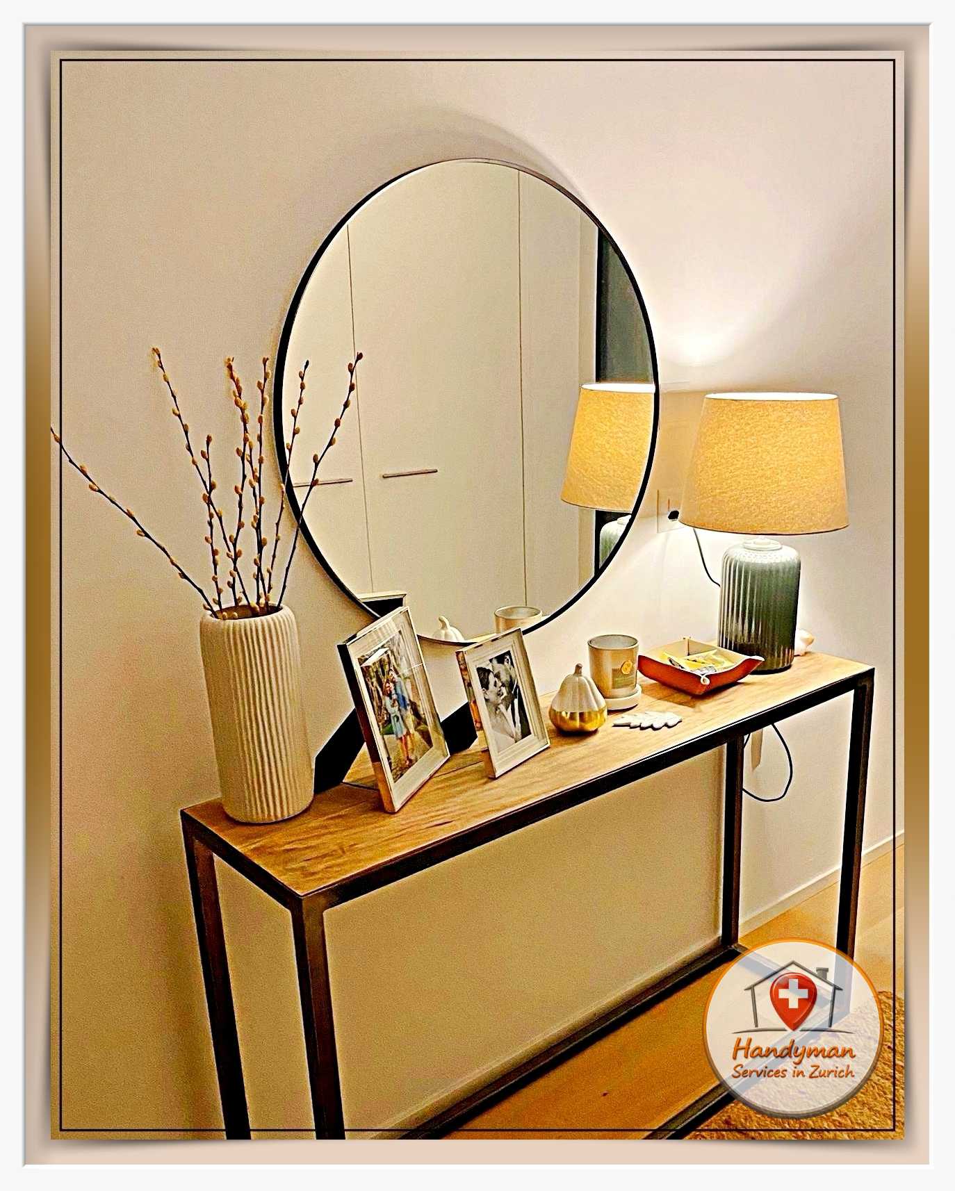 Circular mirrors