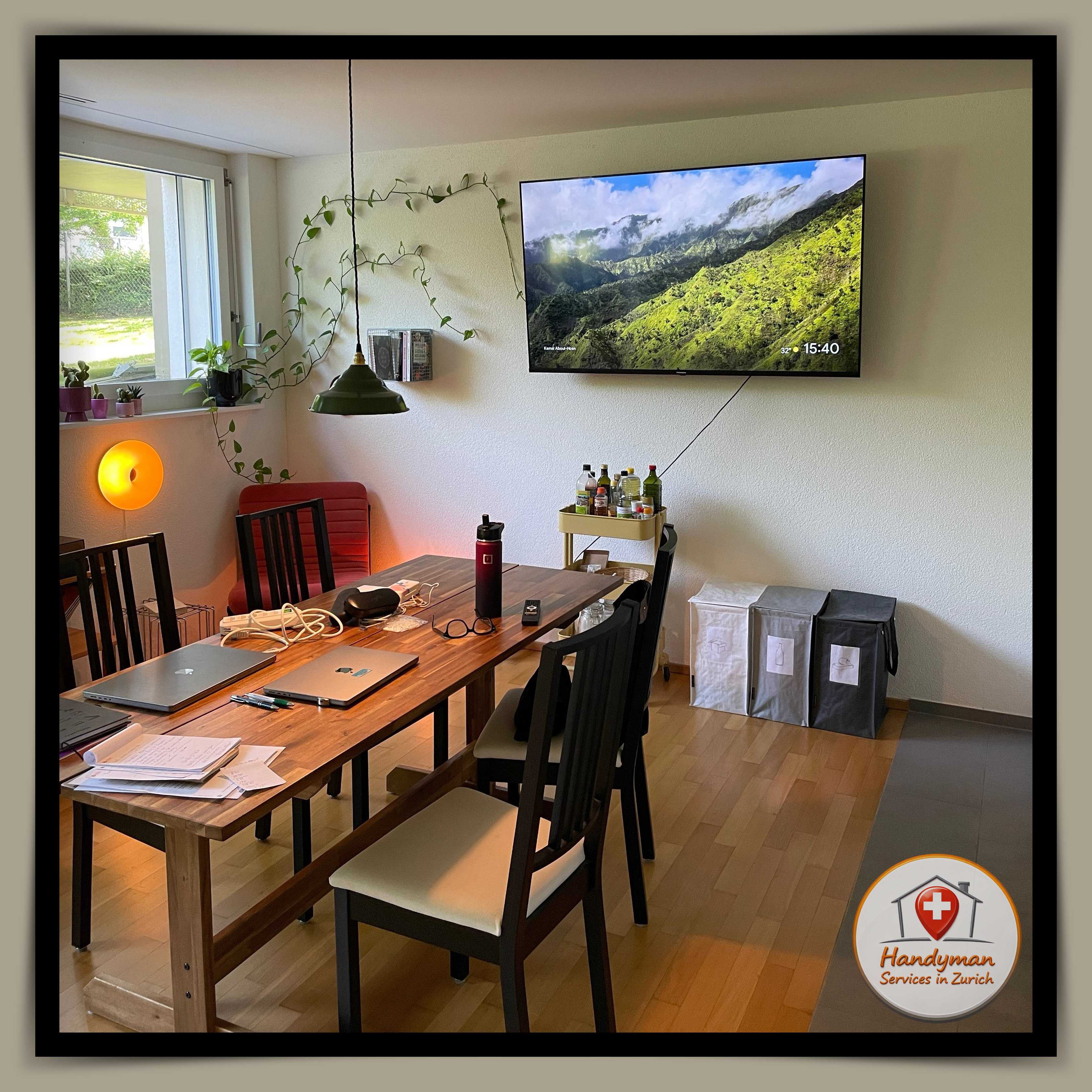 Wall Mounting TV