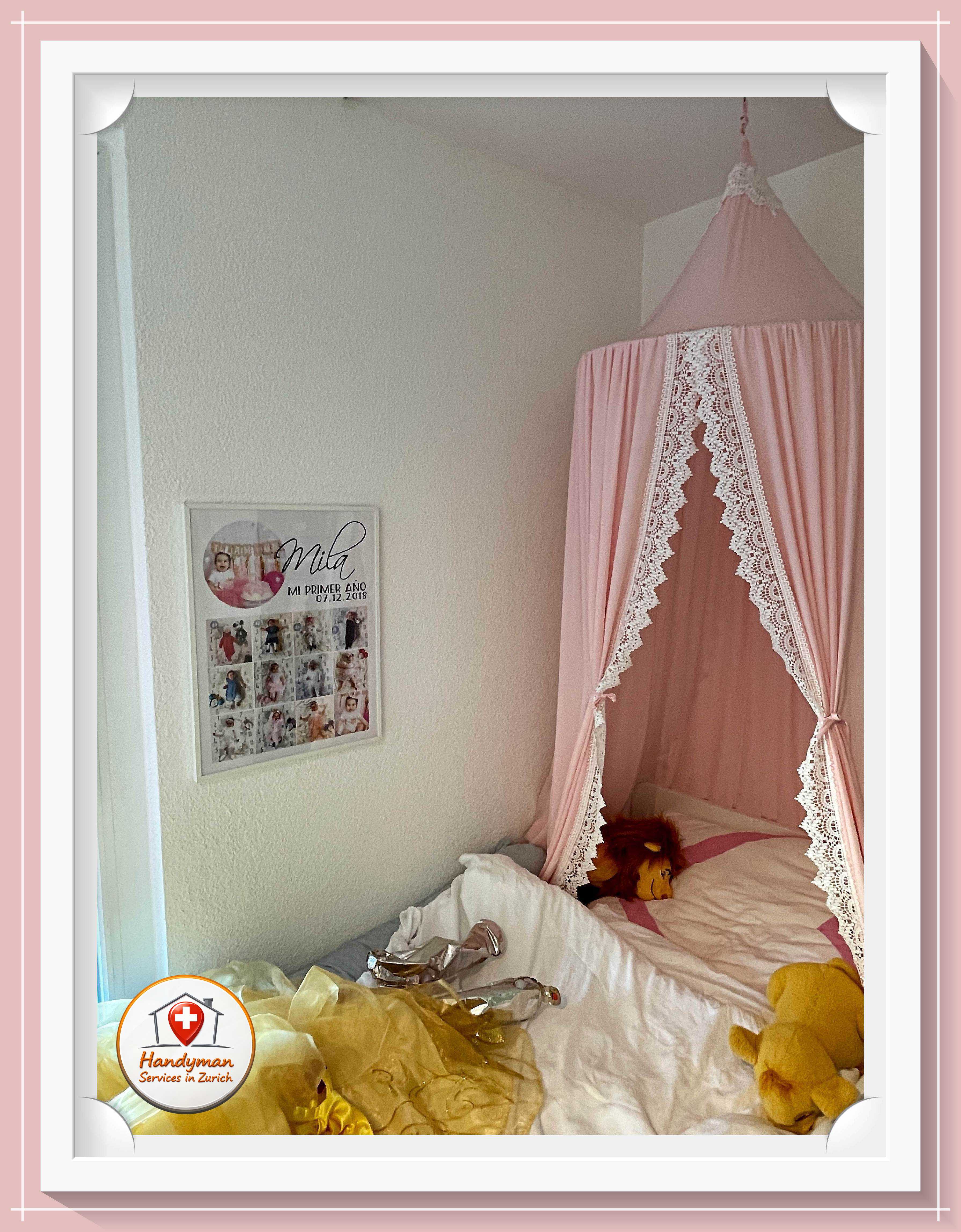 Working in the decor • Baldachin + Frame